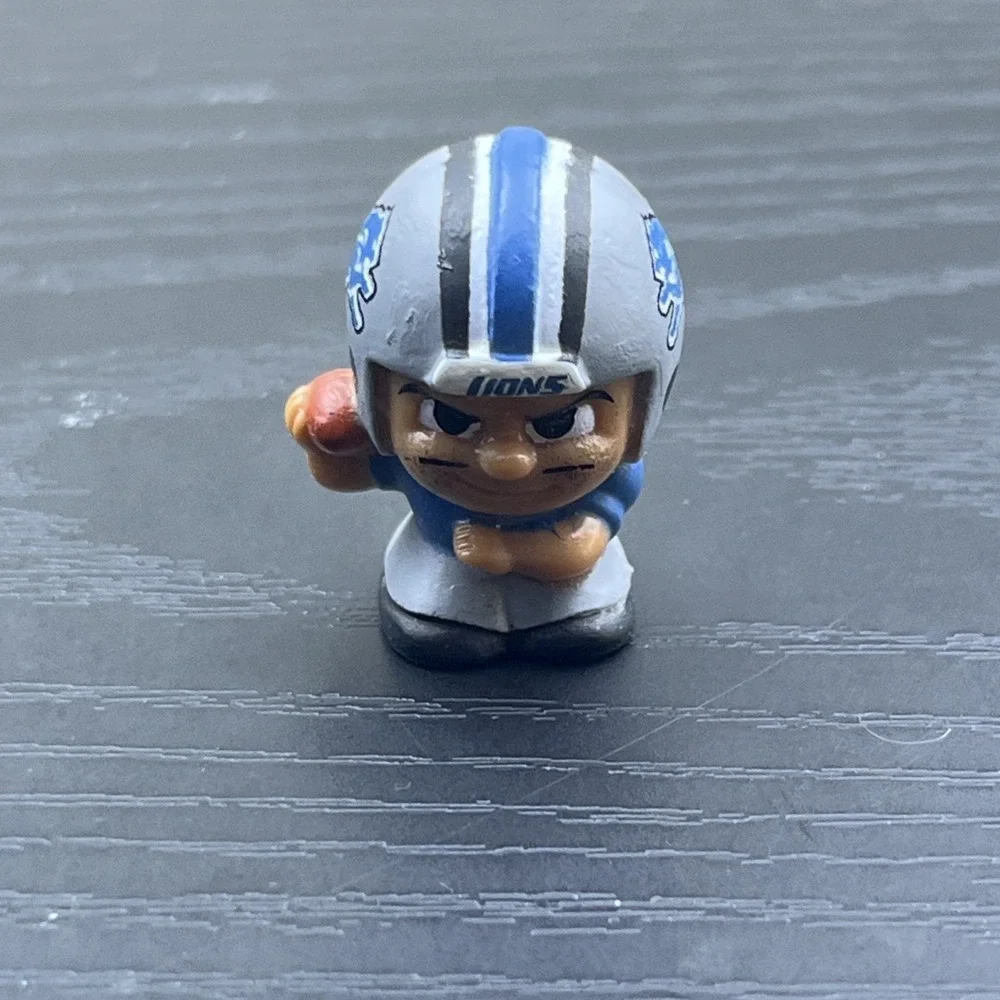 TeenyMates Legends Series Detroit Lions NFL Mini Figure Party Animal
